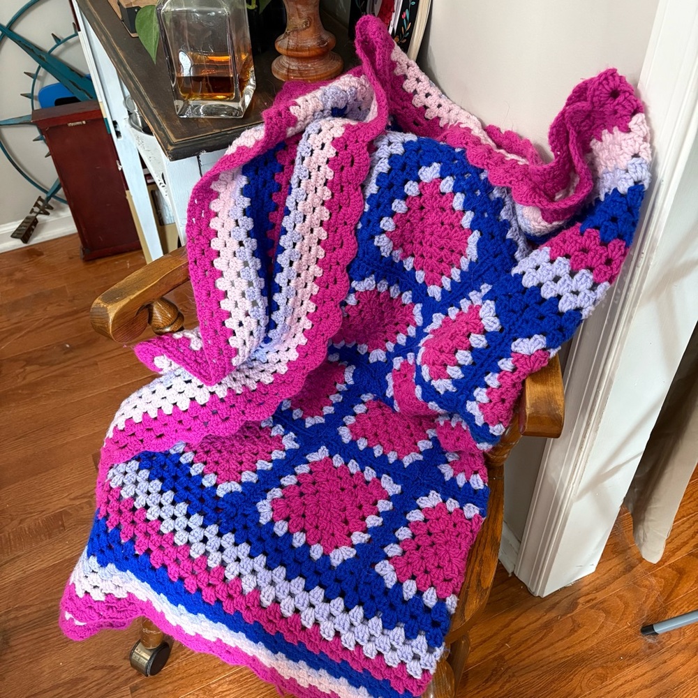Granny Square Crochet Blanket - blue pink 48”x 52” EUC